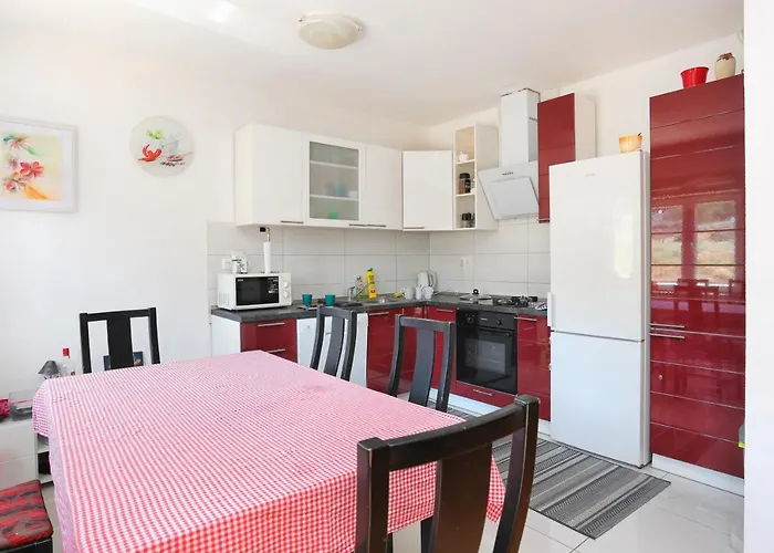 Arbanija 1125a * Trogir