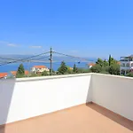 Apartman Arbanija 1125a *