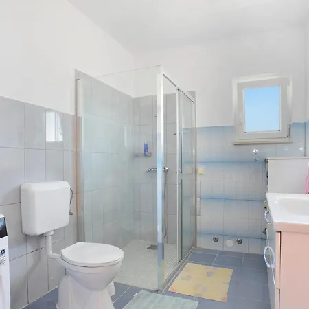Apartman Arbanija 1125a Trogir