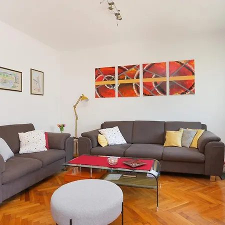 Arbanija 1125a Apartment Trogir